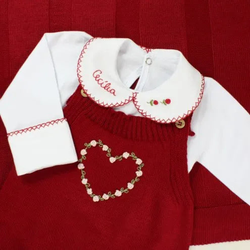 Saída De Maternidade Feminina Bebê Tricô Ayla Bordada à Mão 7 peças - ACOMPANHA BODY PERSONALIZADO À MÃO                                                                        Vermelha